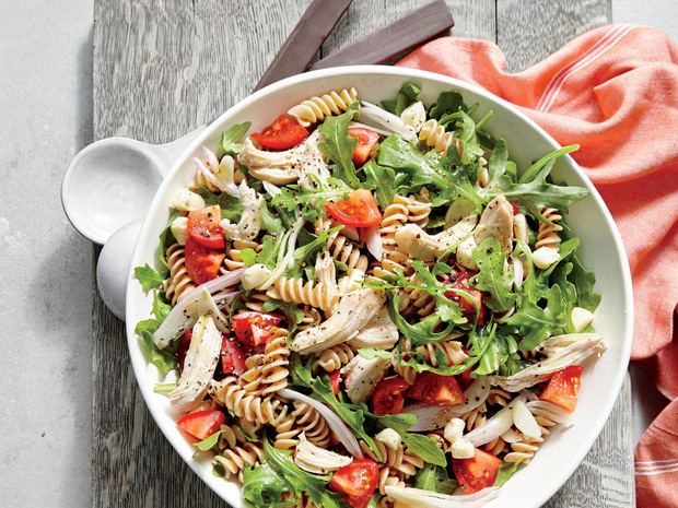 Lợi ích của việc ăn Salad đối với sức khỏe? Có giúp giảm cân?