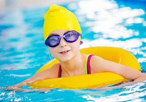 Kinh nghiệm mua mũ bơi cho bé sử dụng an toàn, bền đẹp nhất