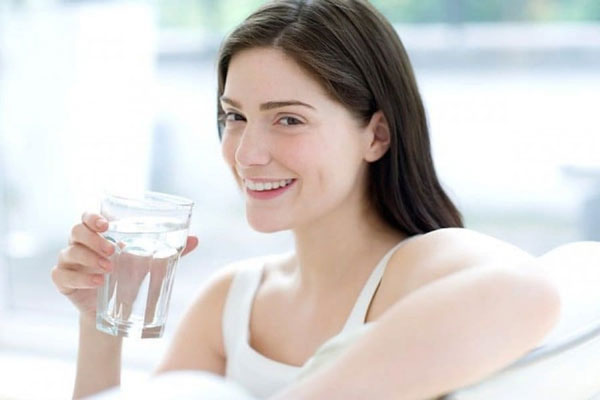 Nước uống cũng có tác dụng giảm cân cho mẹ bỉm sữa