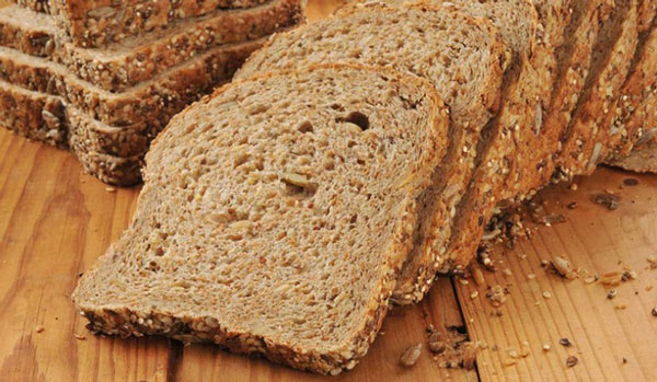 1 lát bánh mì nguyên cám cung cấp khoảng 65 calo