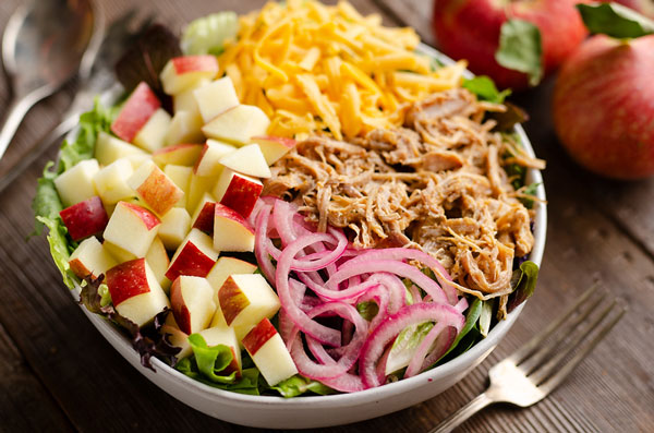8 công thức salad giảm cân hiệu quả, dễ thực hiện tại nhà !