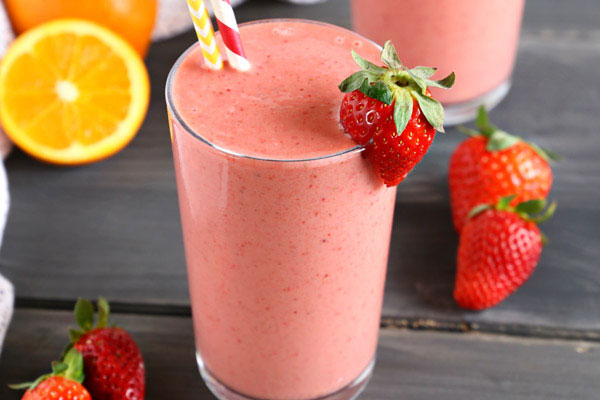 Sinh tố trái cây và sữa ông thọ