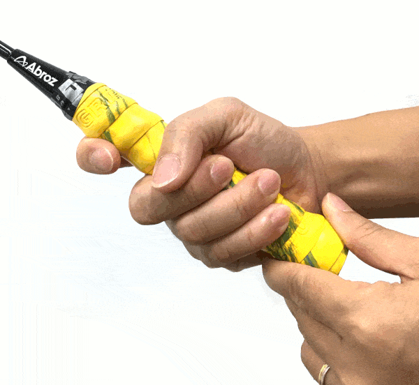 Chọn vợt có chu vi cán vợt cầu lông phù hợp