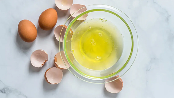 1 lòng trắng trứng bao nhiêu protein? Ăn bao nhiêu là tốt?