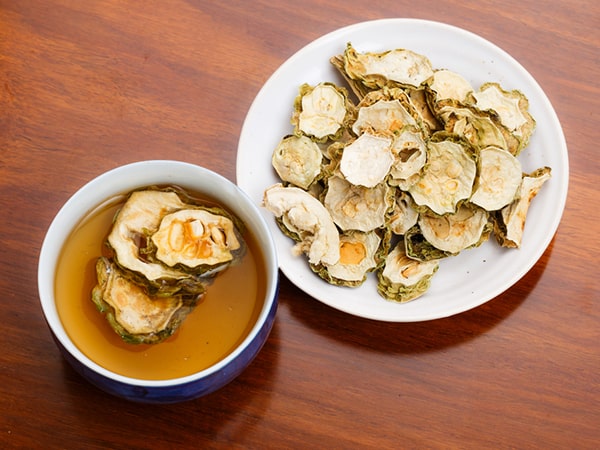 Uống nước mướp đắng phơi khô có tác dụng gì? Có giảm cân không?