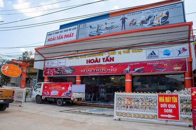 Cửa hàng máy chạy bộ thể thao Thiên Trường nằm ở trục đường trung tâm