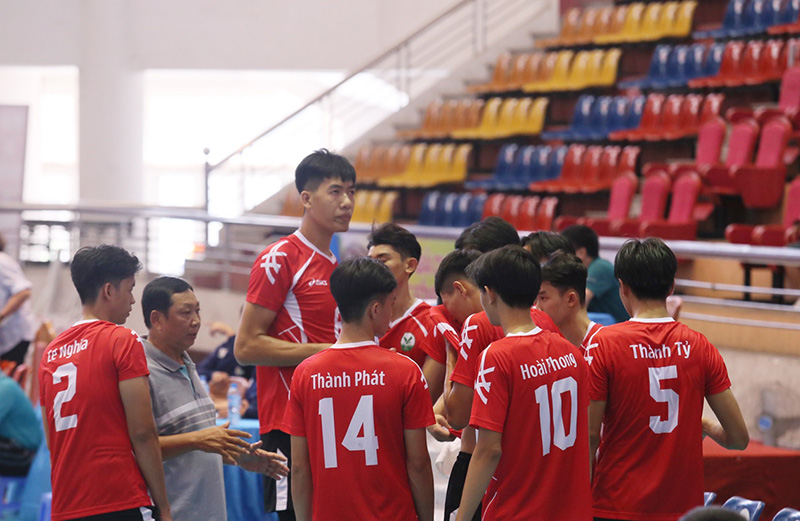 Cầu thủ bóng chuyền nam Nguyễn Duy Khánh