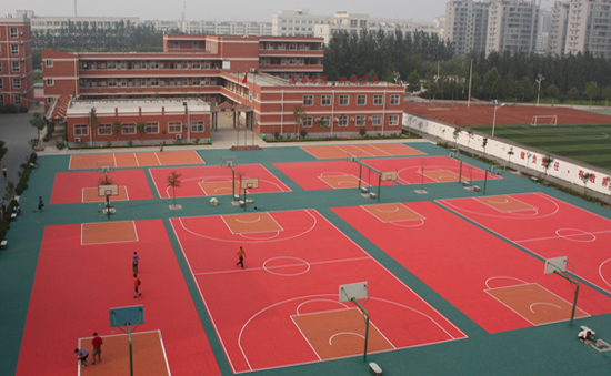 Sân bóng rổ làm từ thảm sân ngoài trời