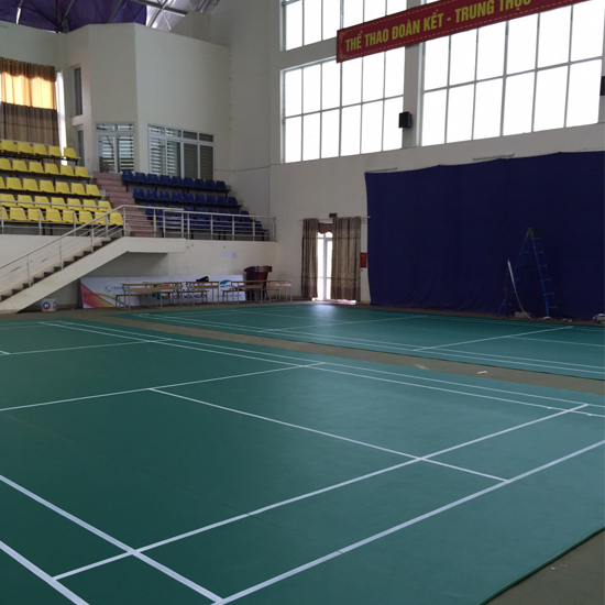 Thi công sân cầu lông tại Trường Cao đẳng Cộng đồng Lai Châu