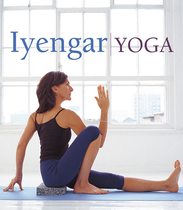 Iyengar Yoga là gì? Các bài tập cơ bản của trường phái Iyengar