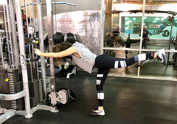 Single Leg Cable Kickback