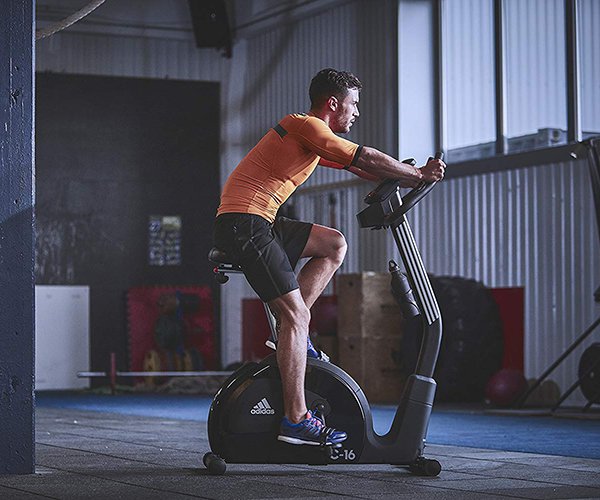 Sử dụng xe đạp tập Adidas C-16