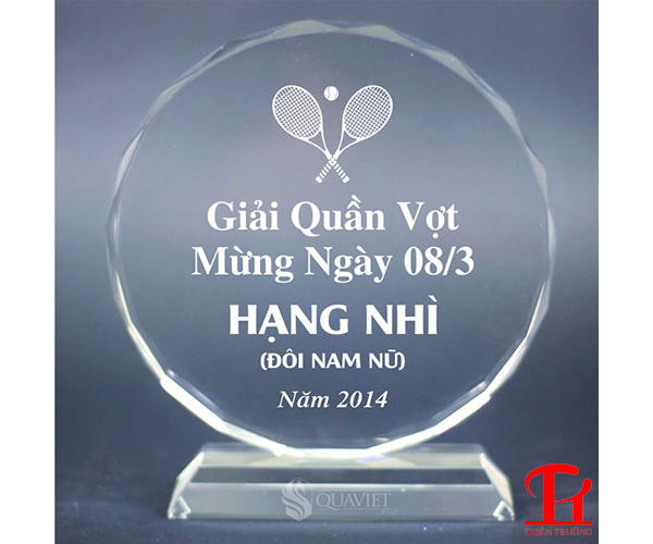 Biểu trưng pha lê PL23 thiết đế đẹp mắt, giá rẻ nhất Việt Nam !