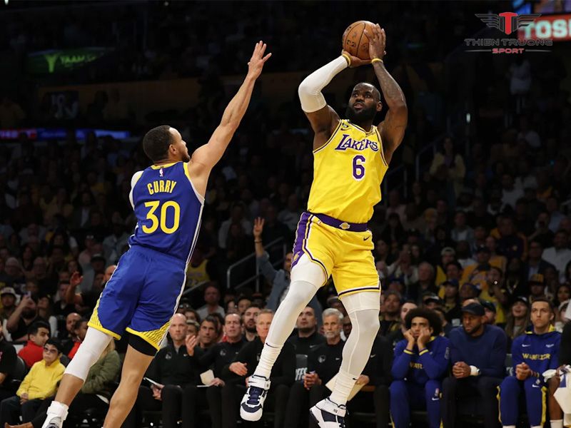 Pinoy Layup Layup là gì? Kỹ thuật Layup trong bóng rổ