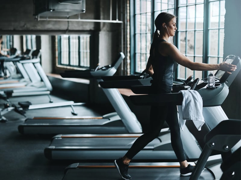 Phòng gym là nguồn thanh lý máy chạy nên tham khảo