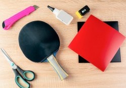 Cách dán mặt vợt bóng bàn tại nhà với 6 bước đơn giản!